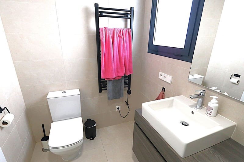 2 slaapkamer Penthouse te koop in Carvajal met zwembad garage - € 799.000 (Ref: 9935944)