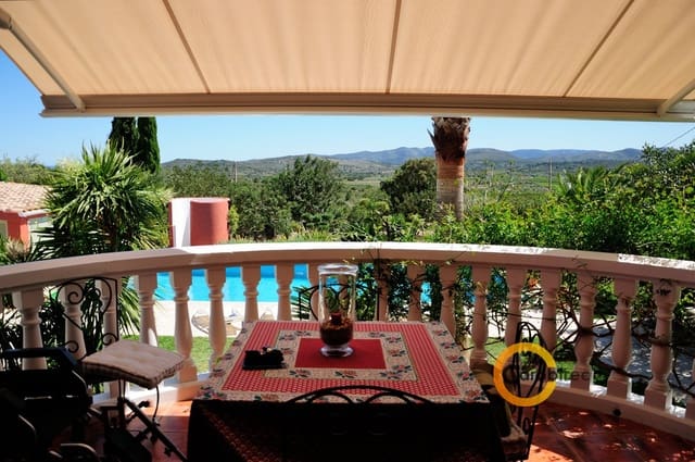 4 soveværelse Villa til salg i Càlig med swimmingpool garage - € 565.000 (Ref: 3515546)