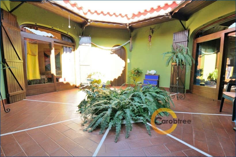 5 slaapkamer Villa te koop in Calig - € 490.000 (Ref: 4759694)