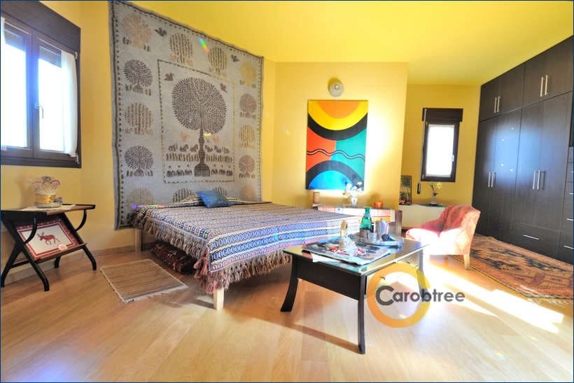 5 slaapkamer Villa te koop in Calig - € 490.000 (Ref: 4759694)