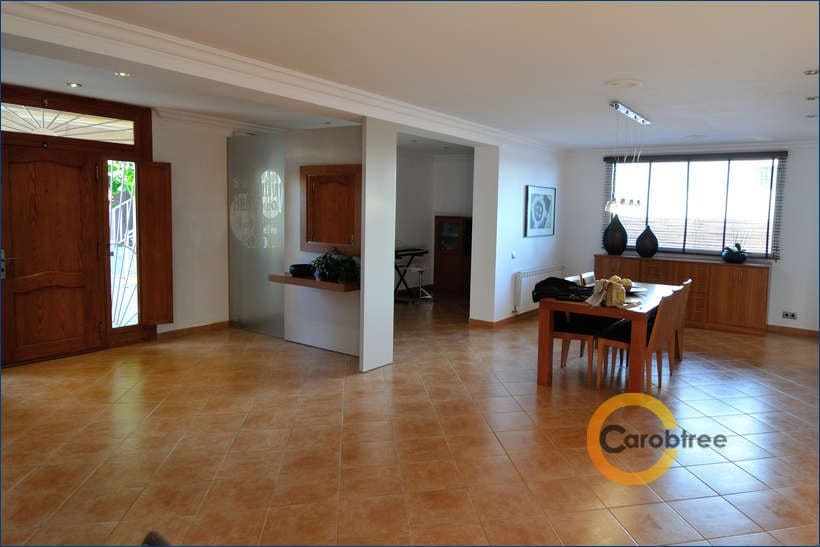 5 soveværelse Villa til salg i Benicarlo med swimmingpool - € 550.000 (Ref: 5069725)