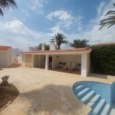 4 soveværelse Villa til salg i Vinaròs med swimmingpool garage - € 750.000 (Ref: 8499465)