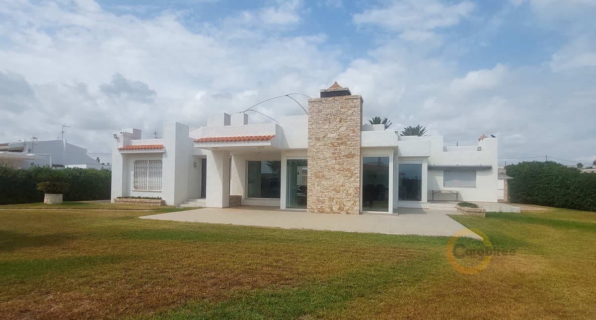 4 soveværelse Villa til salg i Vinaros med swimmingpool garage - € 750.000 (Ref: 8499465)