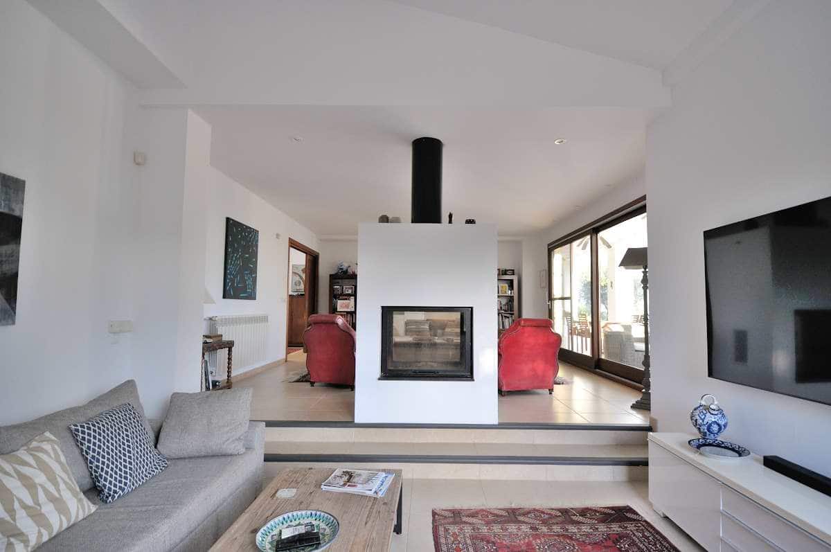 5 soveværelse Villa til salg i Cervera del Maestre / Cervera del Maestrat med swimmingpool garage - € 1.200.000 (Ref: 8715833)