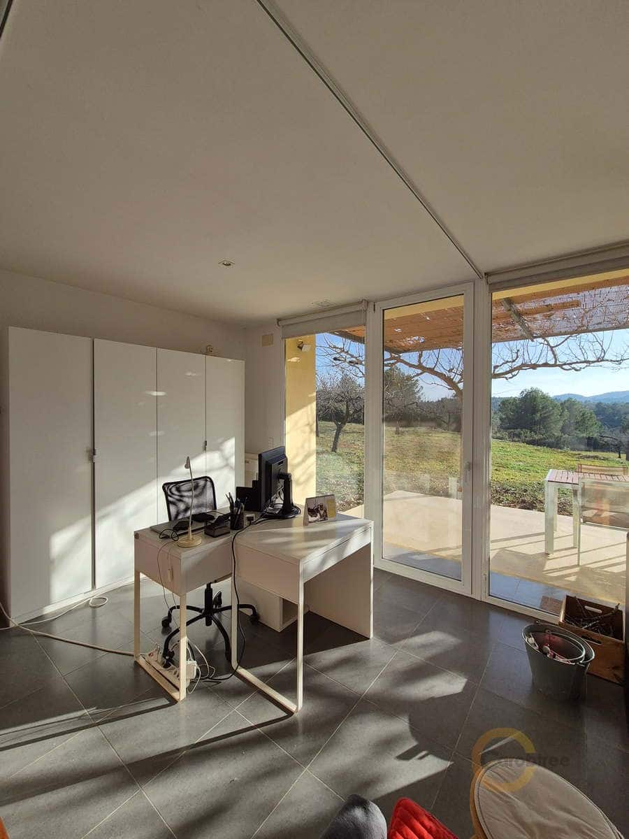 3 bedroom Finca/Country House for sale in Cervera del Maestre / Cervera del Maestrat - € 179,500 (Ref: 9506186)