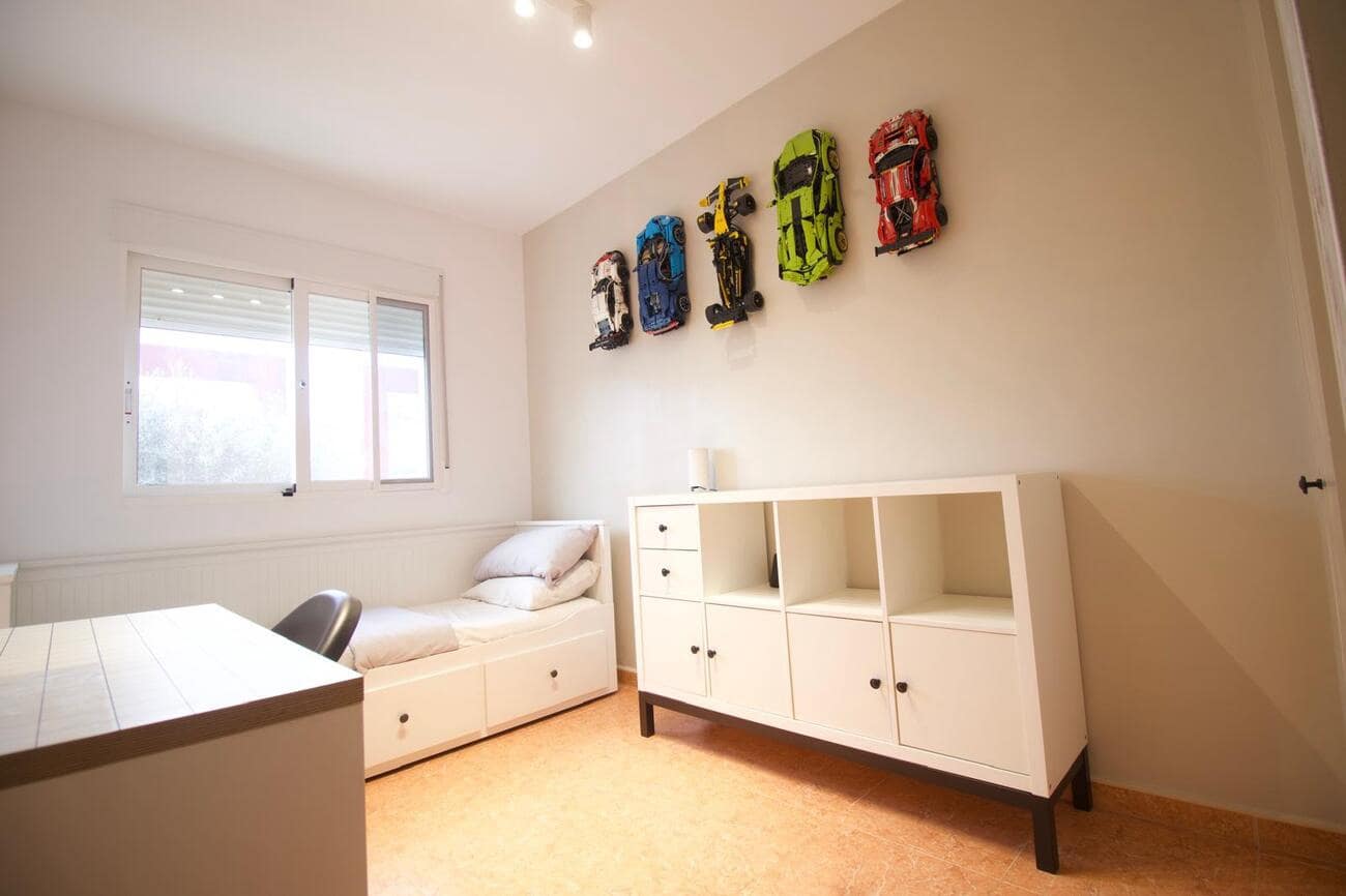 Chalet de 3 habitaciones en La Pinilla en venta con garaje - 169.995 € (Ref: 10034263)