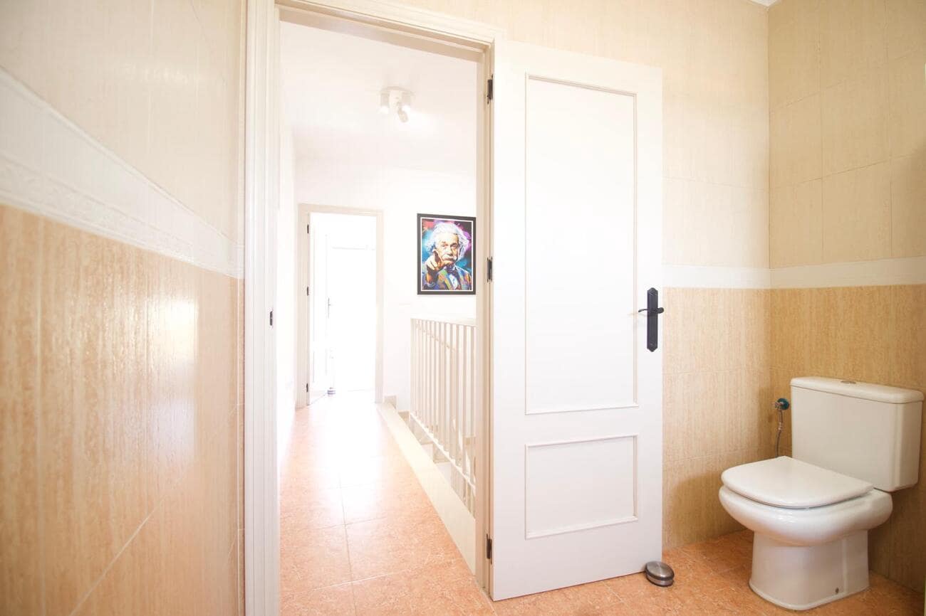 Chalet de 3 habitaciones en La Pinilla en venta con garaje - 169.995 € (Ref: 10034263)