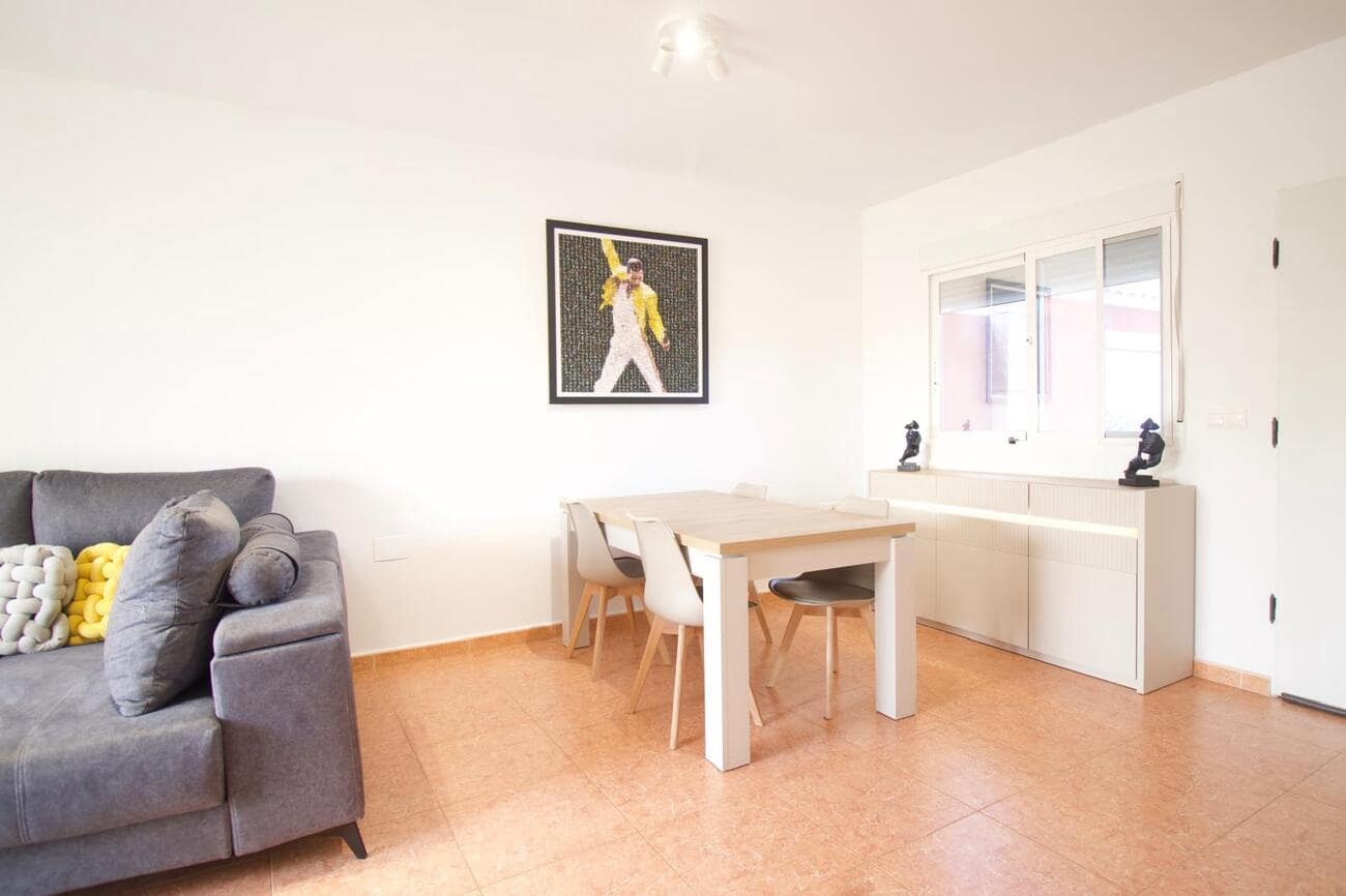 Chalet de 3 habitaciones en La Pinilla en venta con garaje - 169.995 € (Ref: 10034263)