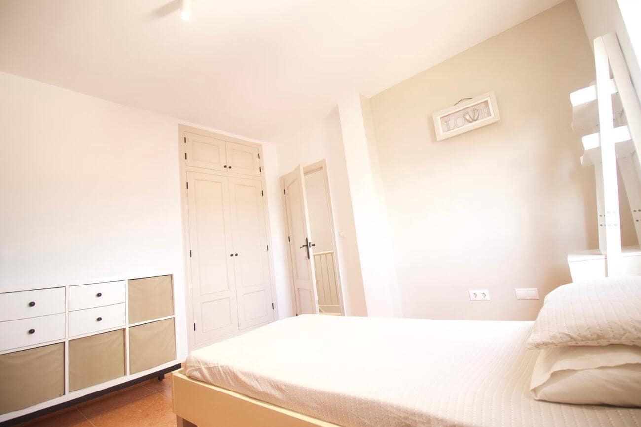 Chalet de 3 habitaciones en La Pinilla en venta con garaje - 169.995 € (Ref: 10034263)