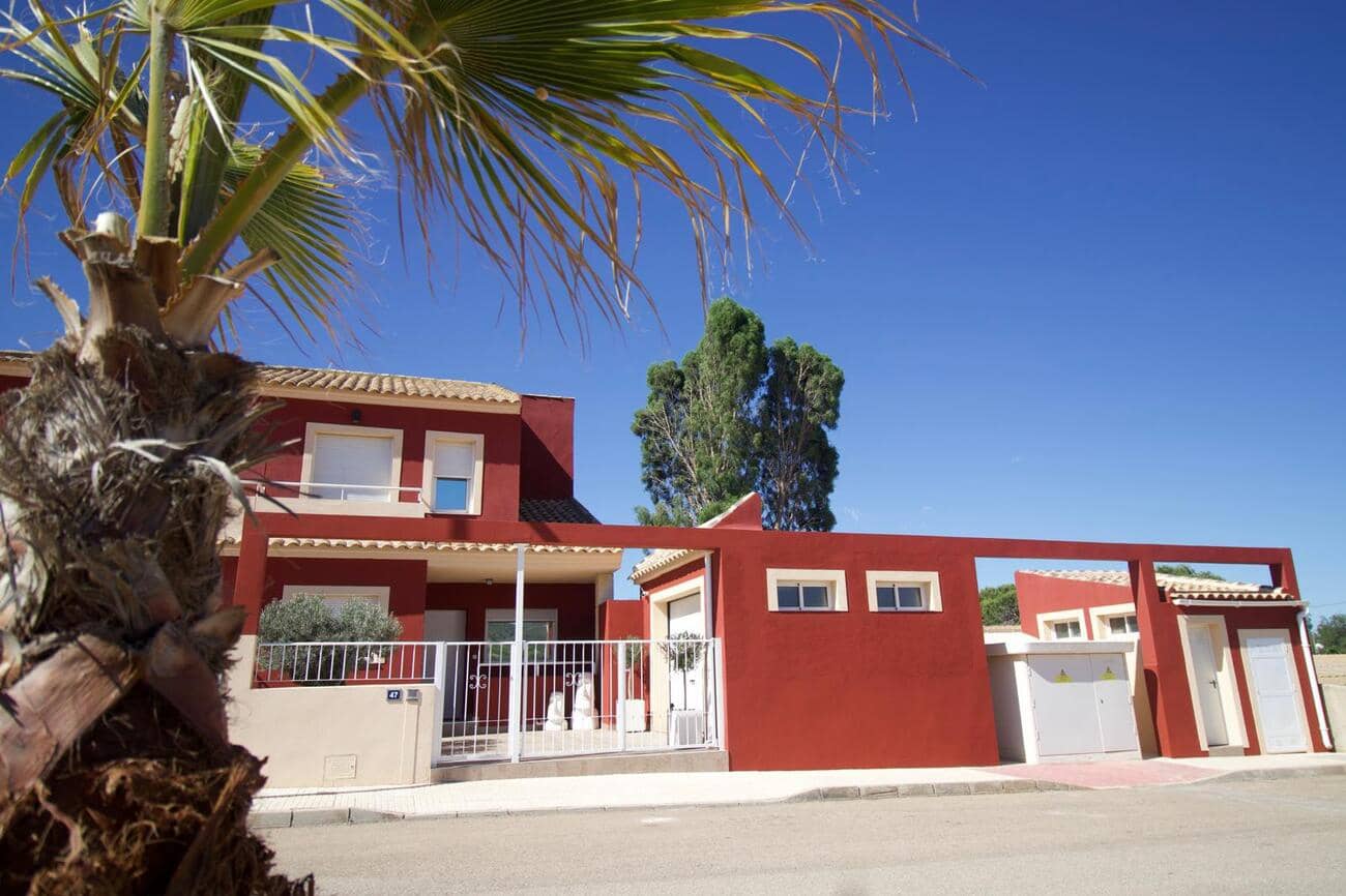 Chalet de 3 habitaciones en La Pinilla en venta con garaje - 169.995 € (Ref: 10034263)