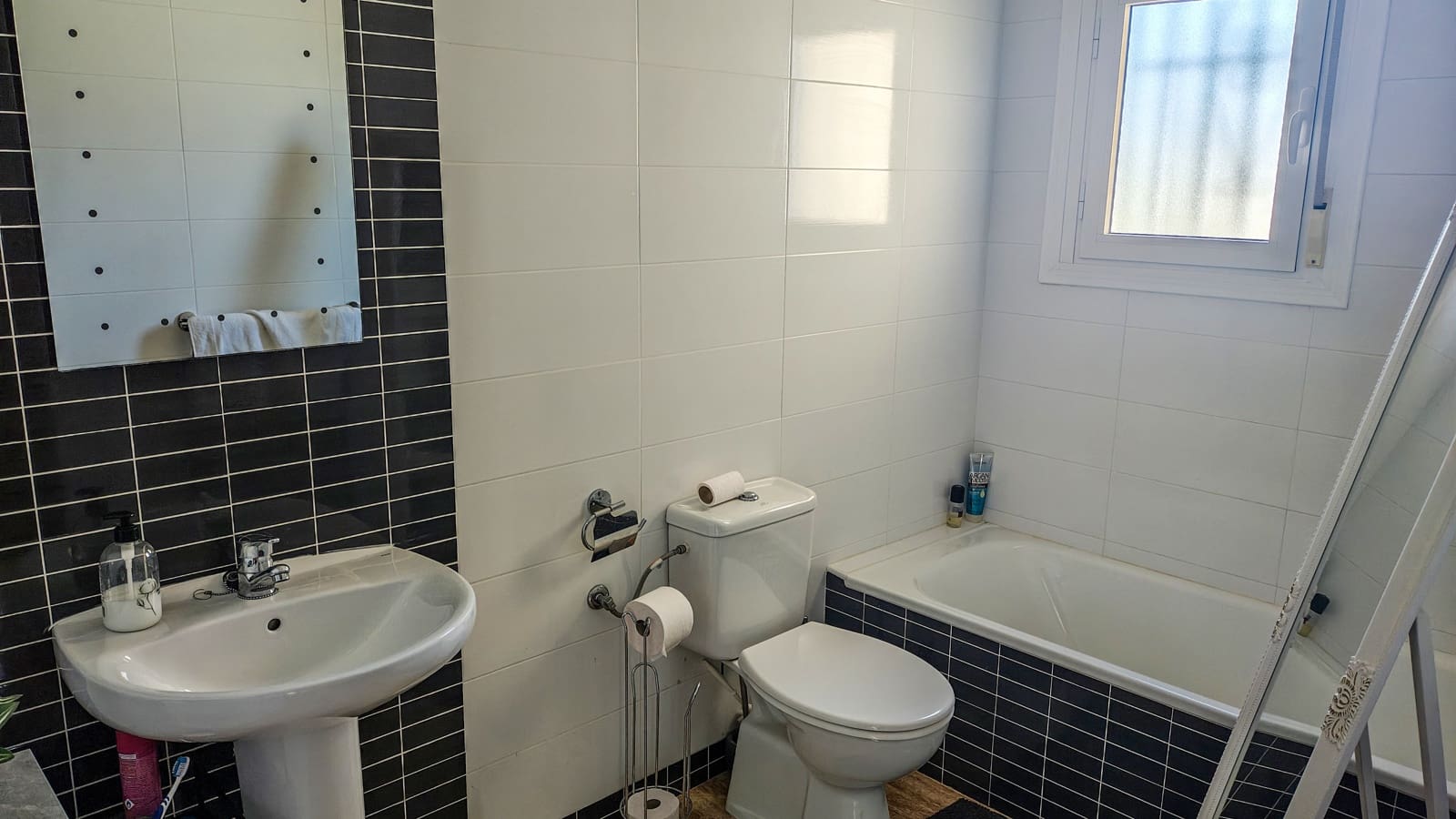 4 bedroom Villa for rent in Bolnuevo with pool garage - € 1,500 (Ref: 10121187)