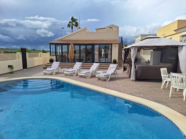 4 soveværelse Villa til salg i Mazarrón ciudad, Mazarrón med swimmingpool garage - € 299.995 (Ref: 10154374)