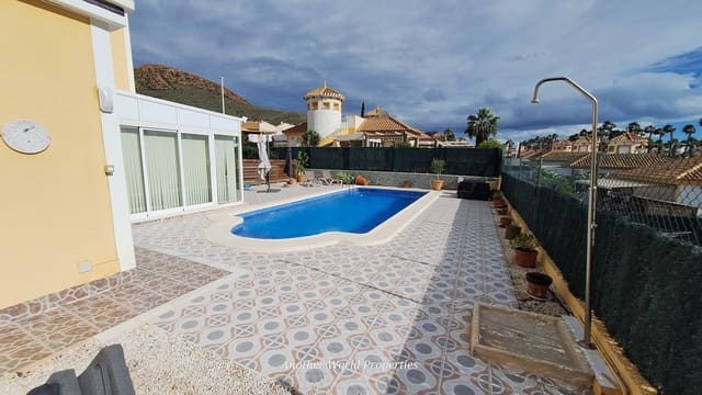 3 soverom Villa til leie i Mazarrón ciudad, Mazarrón med svømmebasseng garasje - € 1 000 (Ref: 10182285)