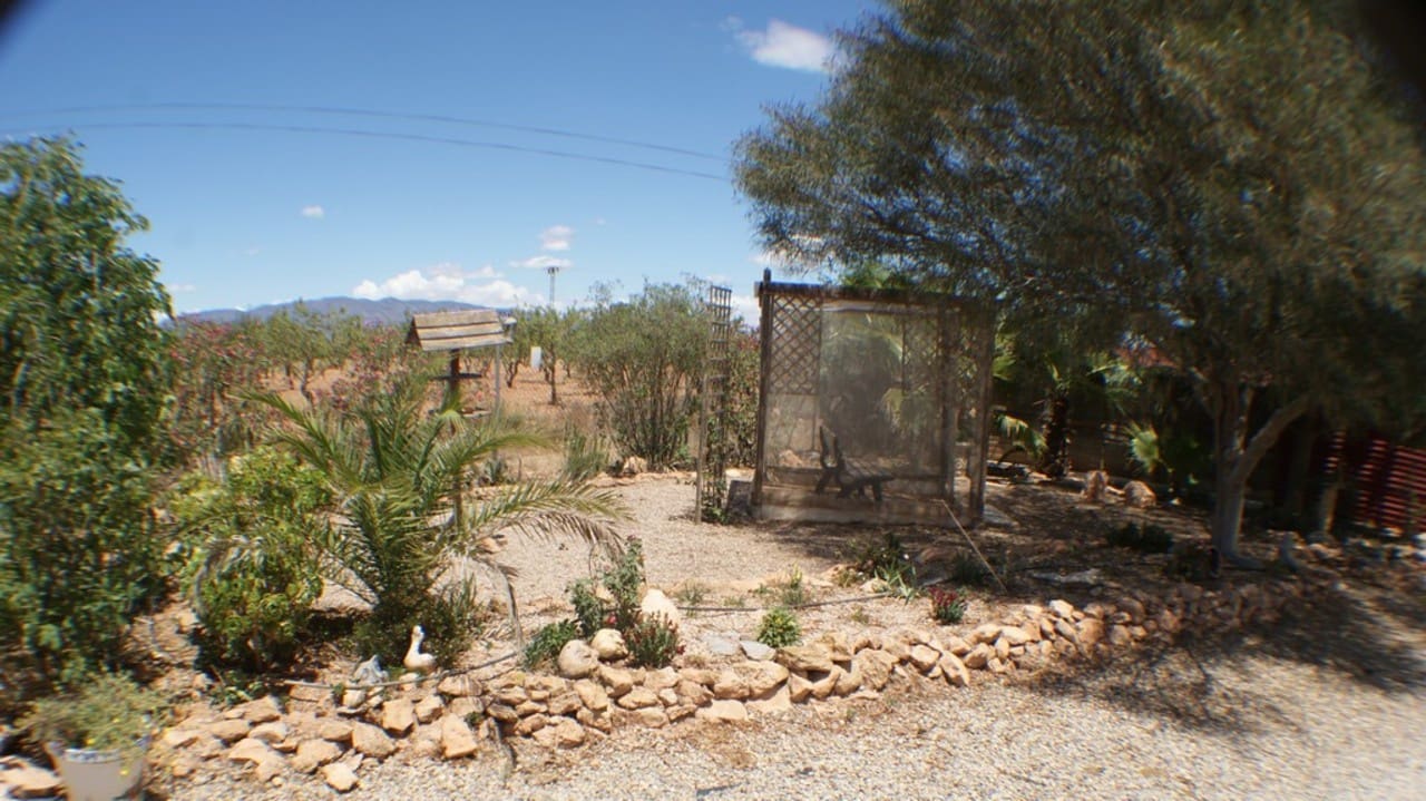 7 soveværelse Finca/Landehus til salg i La Pinilla med swimmingpool garage - € 299.950 (Ref: 2889824)