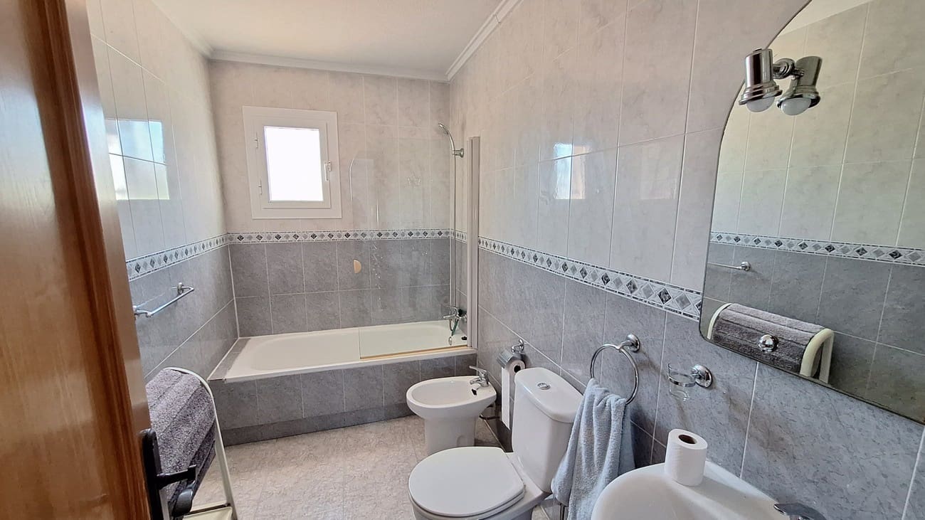3 slaapkamer Villa te huur in Camposol met zwembad garage - € 1.100 (Ref: 3297040)
