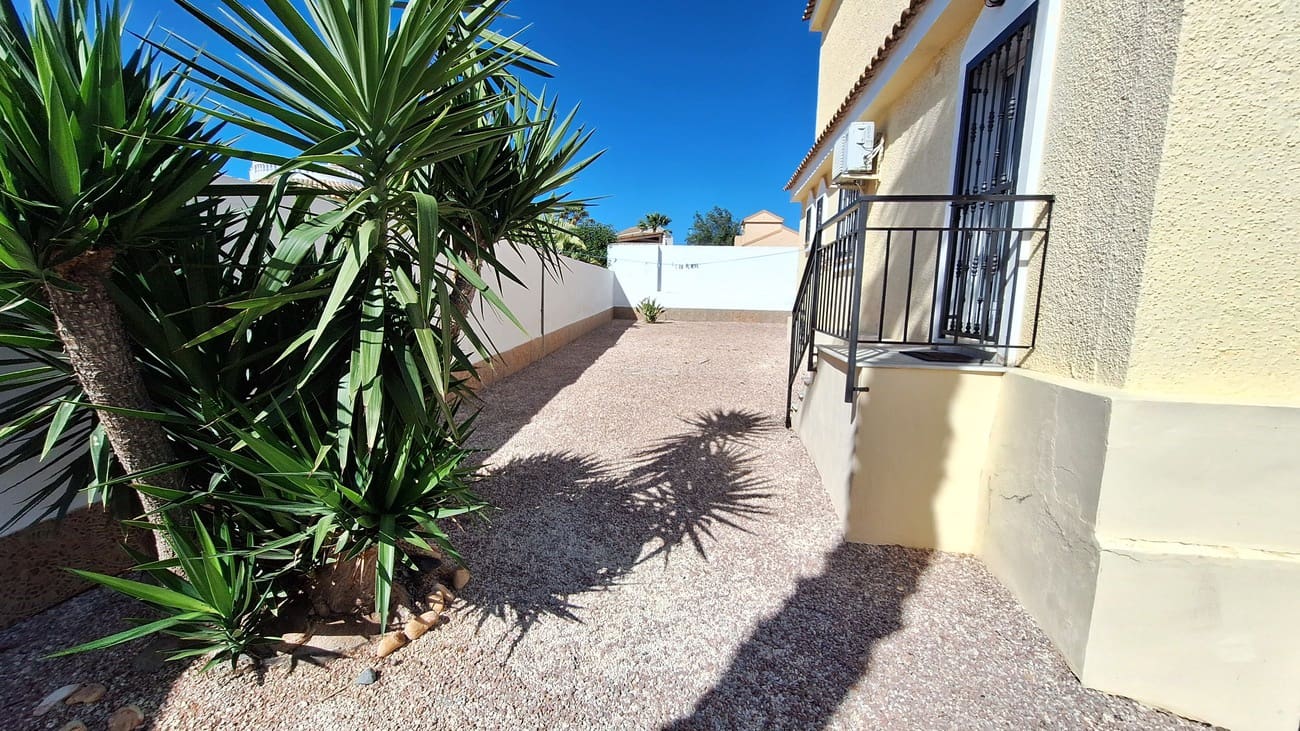 3 slaapkamer Villa te huur in Camposol met zwembad garage - € 1.100 (Ref: 3297040)