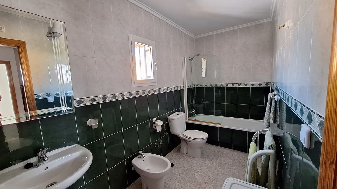3 soveværelse Villa til leje i Camposol med swimmingpool garage - € 850 (Ref: 3543763)