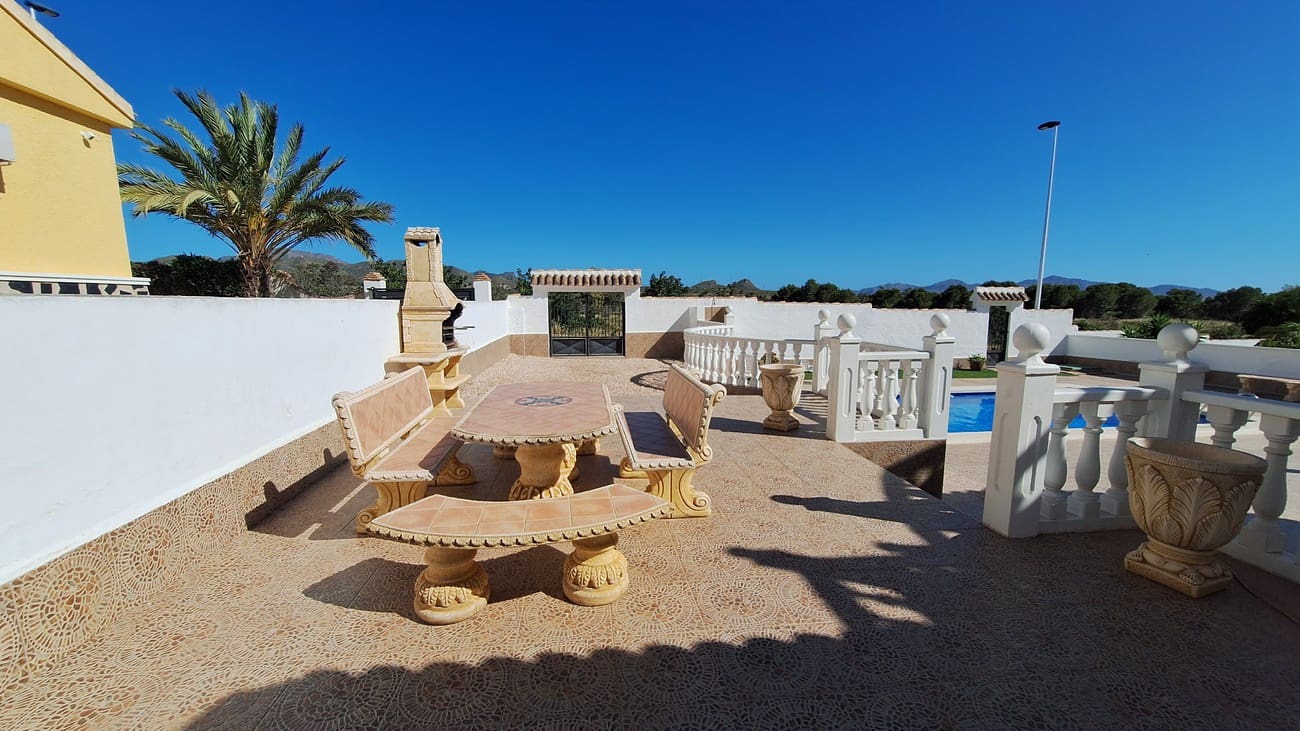 3 soveværelse Villa til leje i Camposol med swimmingpool garage - € 850 (Ref: 3543763)