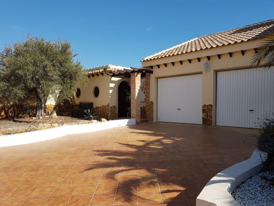 4 camera da letto Villa da affittare in Camposol con piscina garage - 1.450 € (Rif: 6479246)