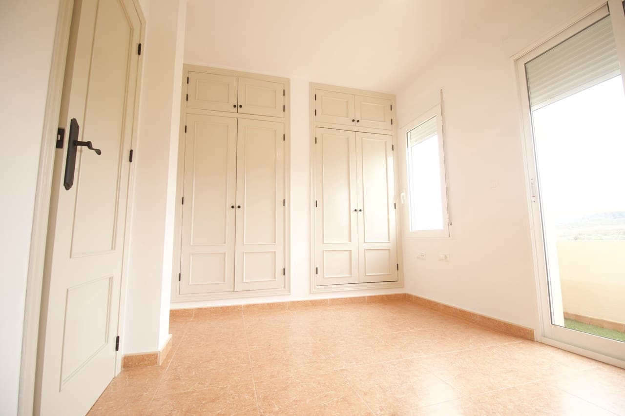 3 sypialnia Dom blizniak na sprzedaż w La Pinilla z garażem - 149 995 € (Ref: 7375566)