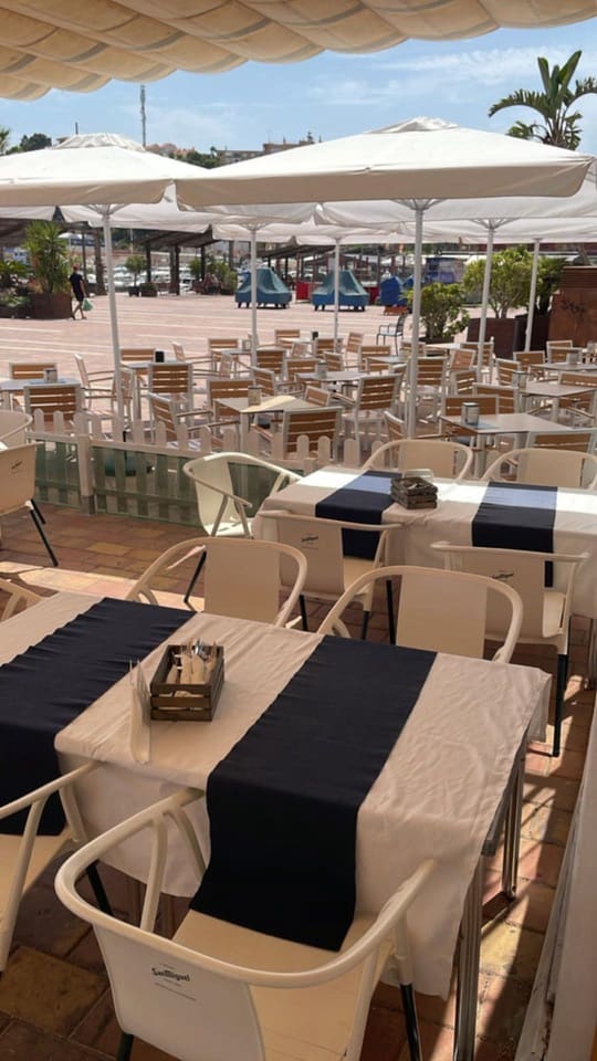 Commerciale in vendita in Puerto de Mazarron - 99.995 € (Rif: 9242072)