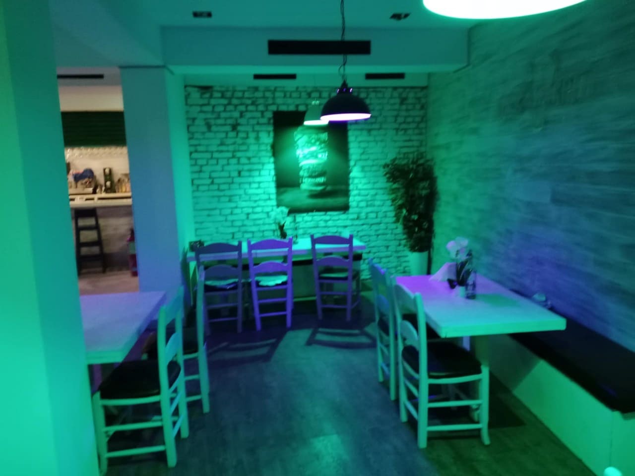 Commerciale in vendita in Puerto de Mazarron - 99.995 € (Rif: 9242072)