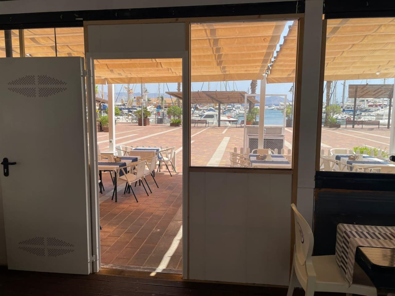 Commerciale in vendita in Puerto de Mazarron - 99.995 € (Rif: 9242072)