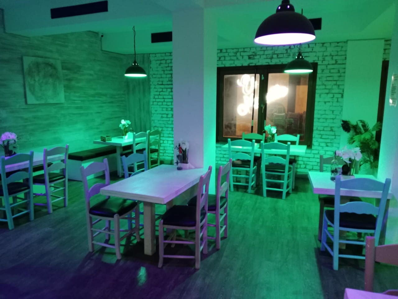 Commerciale in vendita in Puerto de Mazarron - 99.995 € (Rif: 9242072)