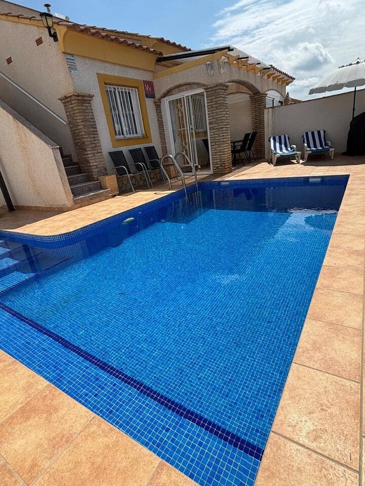 2 soveværelse Villa til leje i Camposol med swimmingpool - € 650 (Ref: 9925205)