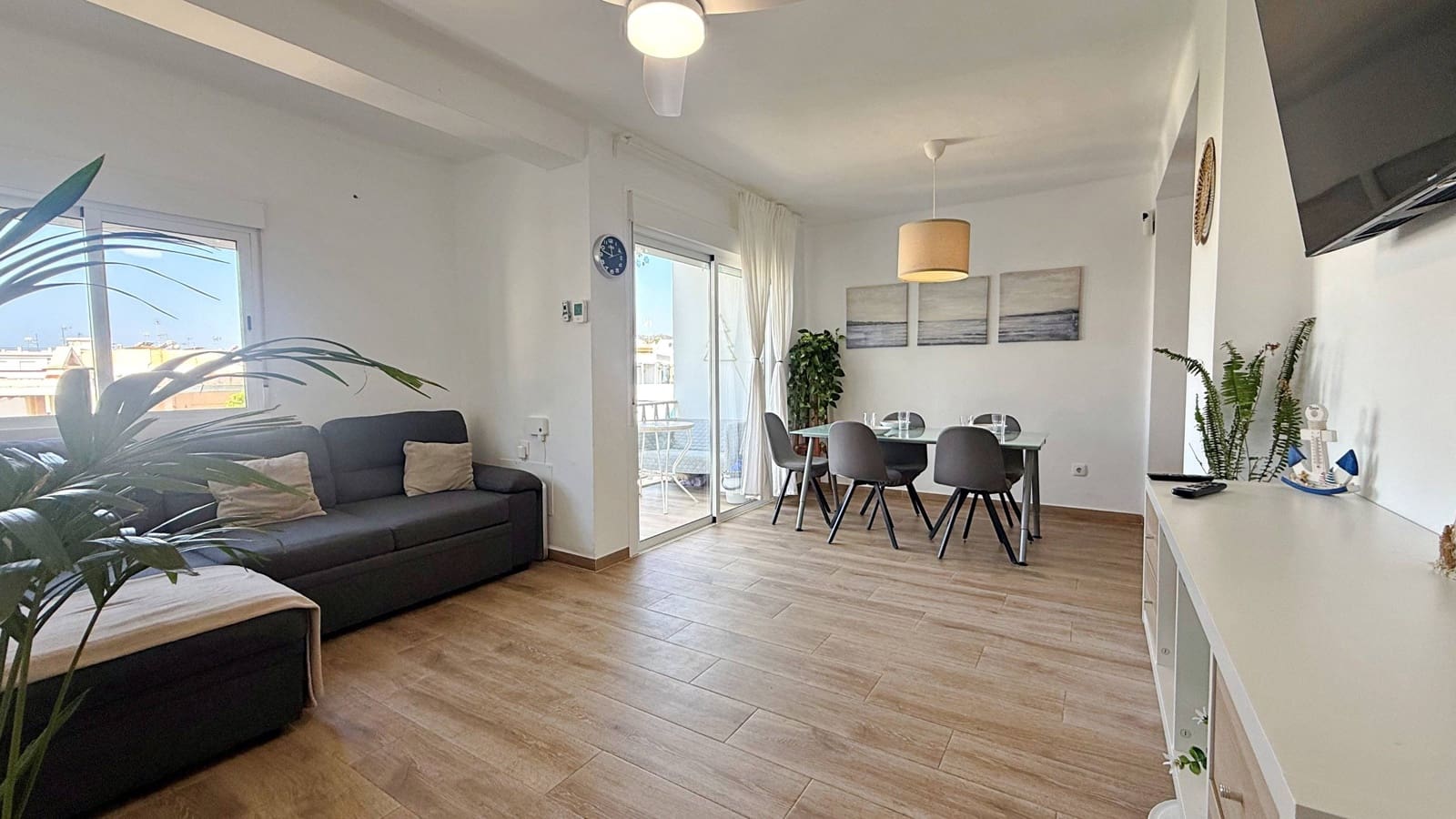 3 sovrum Lägenhet till salu i Nerja - 255 000 € (Ref: 10032050)