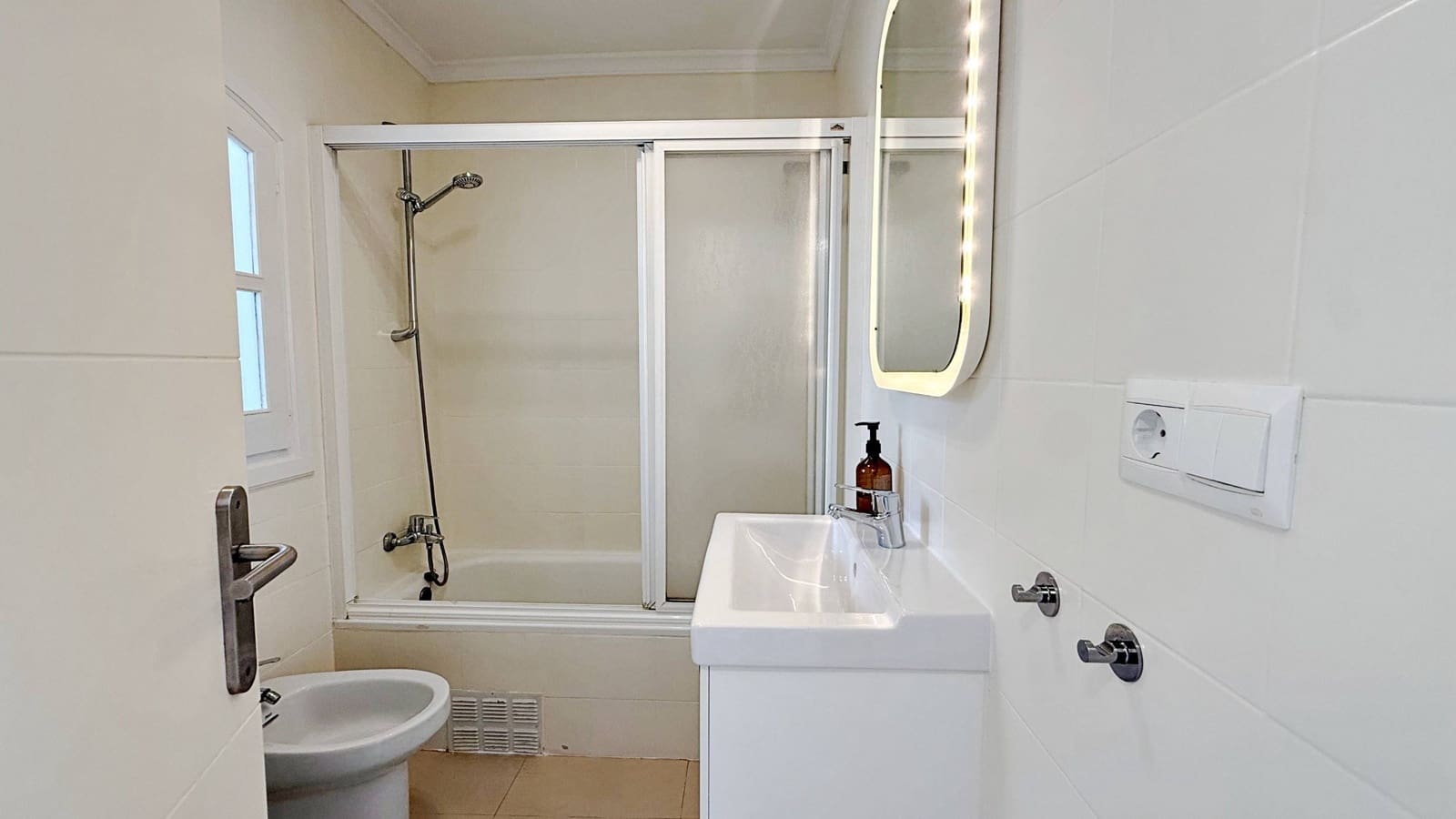 1 chambre Appartement à vendre à Nerja avec piscine - 299 000 € (Ref: 10100435)