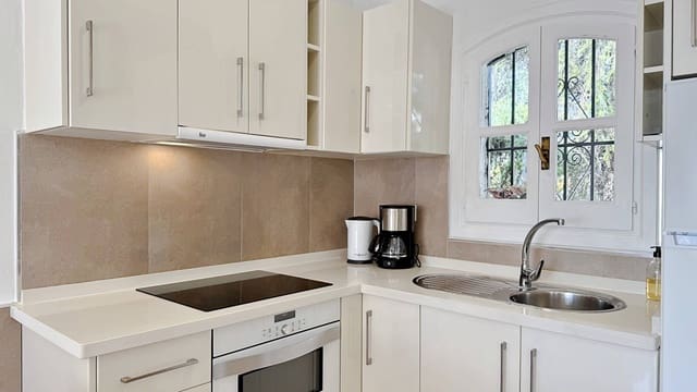 1 chambre Appartement à vendre à Nueva Nerja, Nerja avec piscine - 299 000 € (Ref: 10100435)