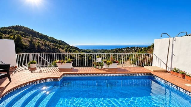 3 chambre Villa/Maison à vendre à Frigiliana avec piscine - 950 000 € (Ref: 10161511)