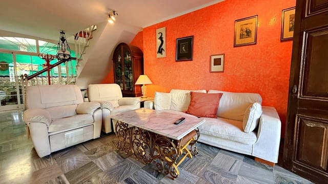 3 sypialnia Willa na sprzedaż w Nerja - 636 000 € (Ref: 7733463)