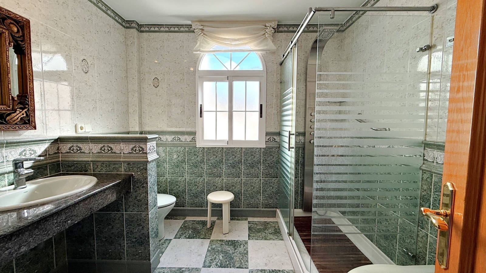 3 soveværelse Villa til salg i Nerja - € 636.000 (Ref: 7733463)