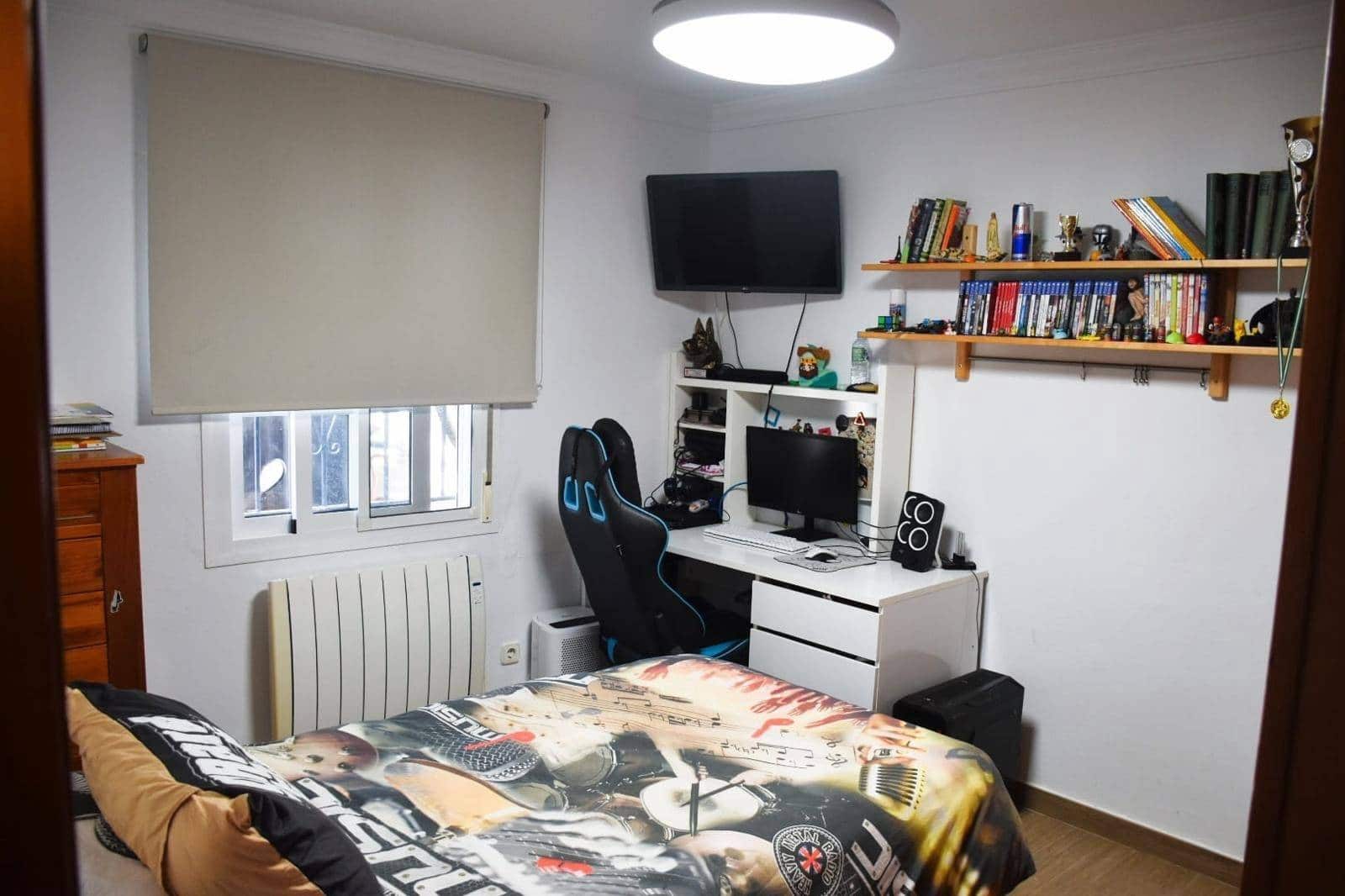 3 quarto Moradia para venda em Nerja com piscina - 630 000 € (Ref: 8275262)