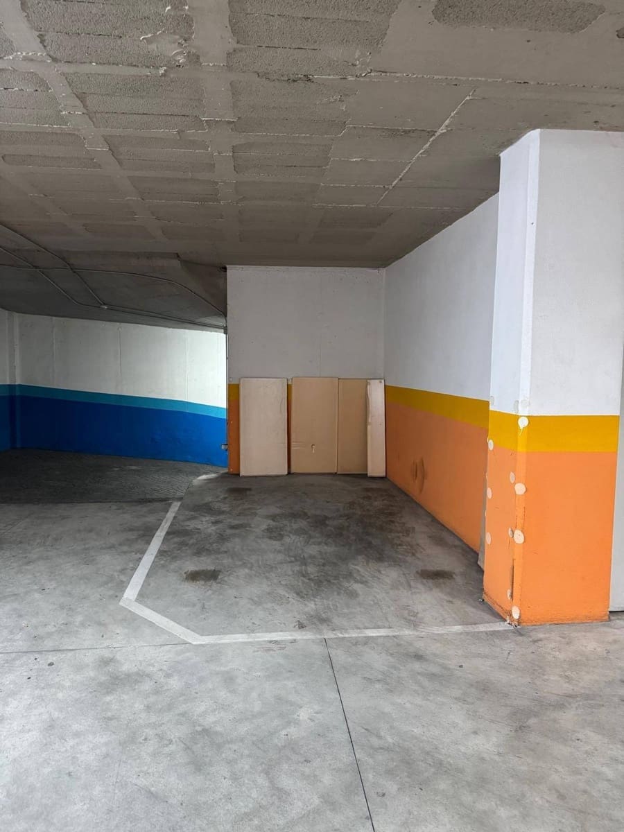 Garage til salg i Nerja - € 23.000 (Ref: 8806325)