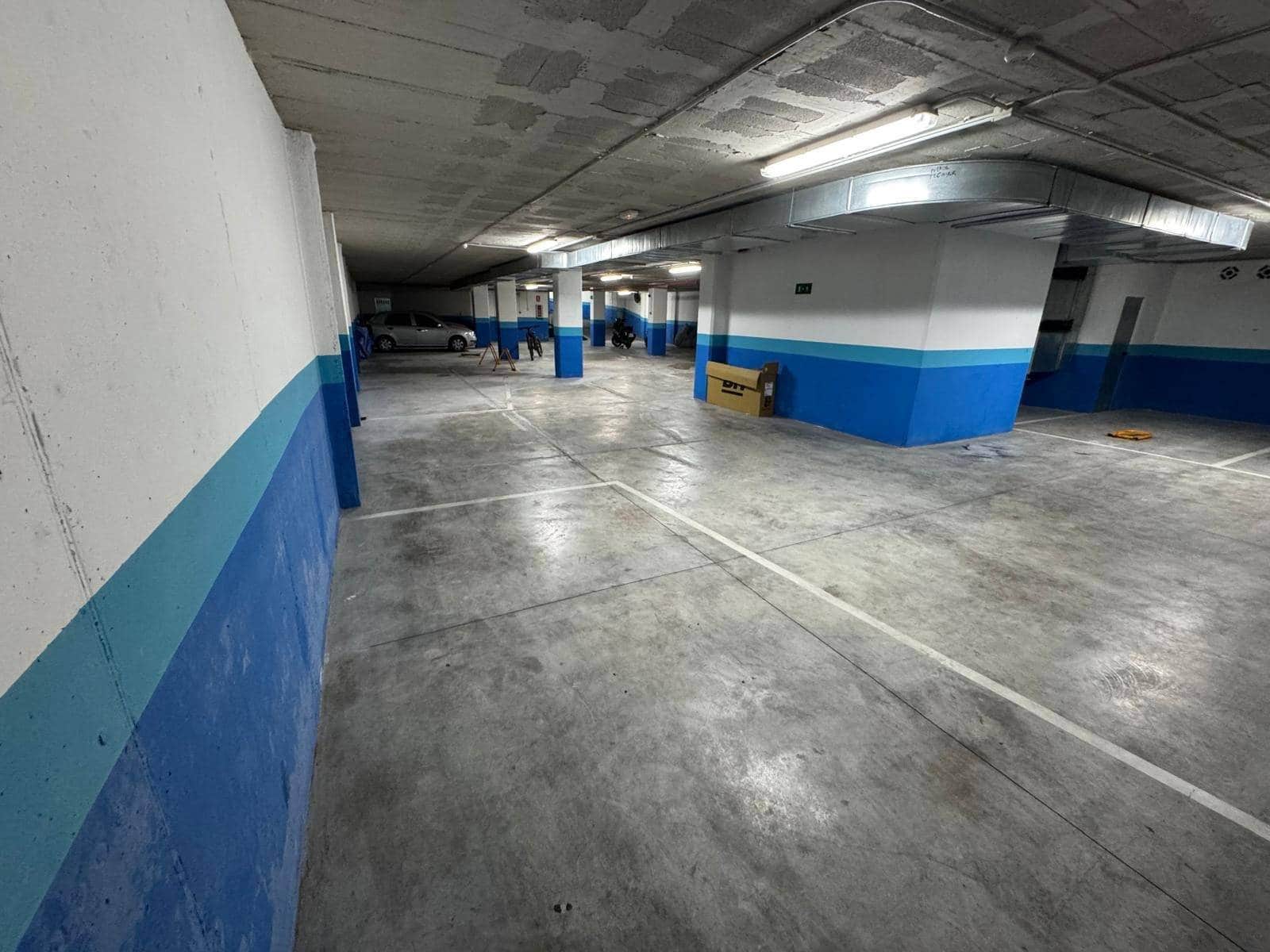 Garage til salg i Nerja - € 23.000 (Ref: 8806325)