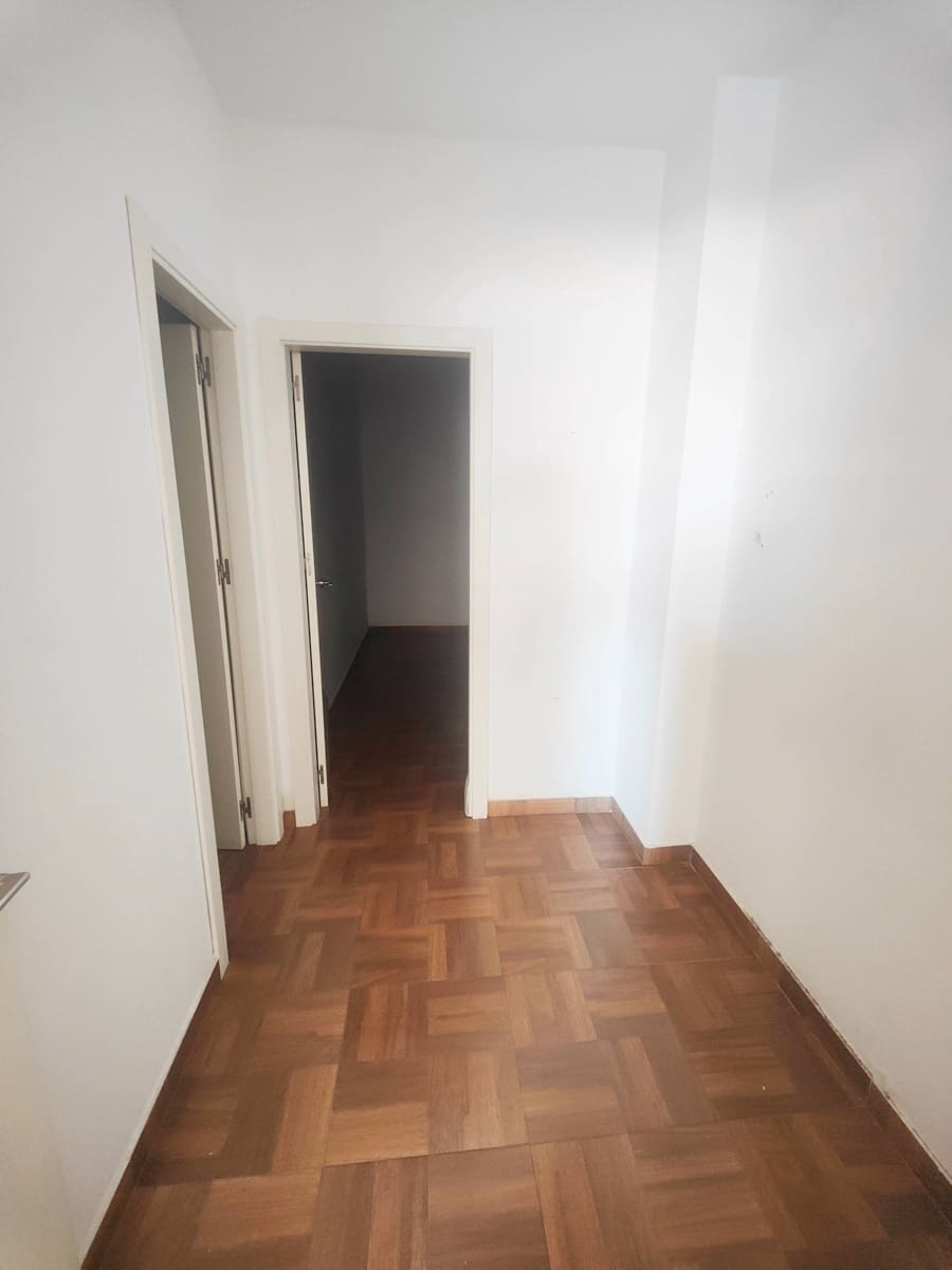 Local Comercial en Nerja en alquiler - 2.200 € (Ref: 8988377)