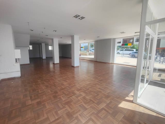 Local Comercial en Nerja en alquiler - 2.200 € (Ref: 8988377)