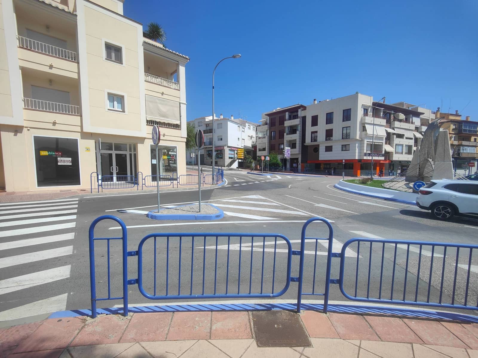 Local Comercial en Nerja en alquiler - 2.200 € (Ref: 8988377)