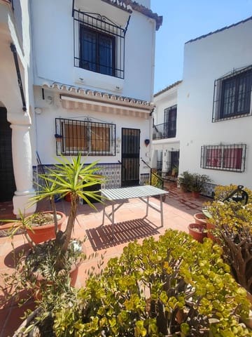2 camera da letto Villetta a Schiera in vendita in Nueva Nerja, Nerja con piscina - 340.000 € (Rif: 9108572)