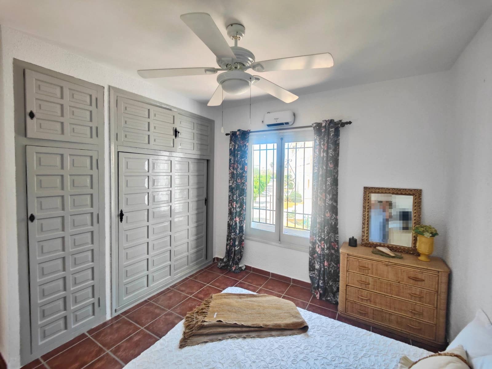 2 soveværelse Rækkehus til salg i Nerja med swimmingpool - € 340.000 (Ref: 9108572)