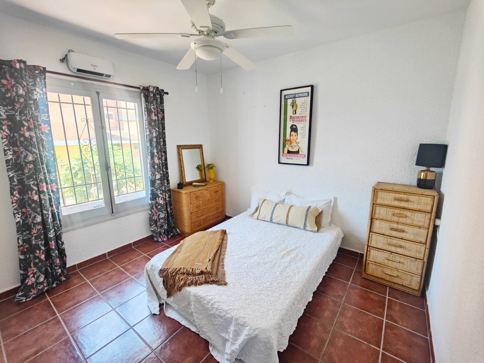 2 soveværelse Rækkehus til salg i Nerja med swimmingpool - € 340.000 (Ref: 9108572)