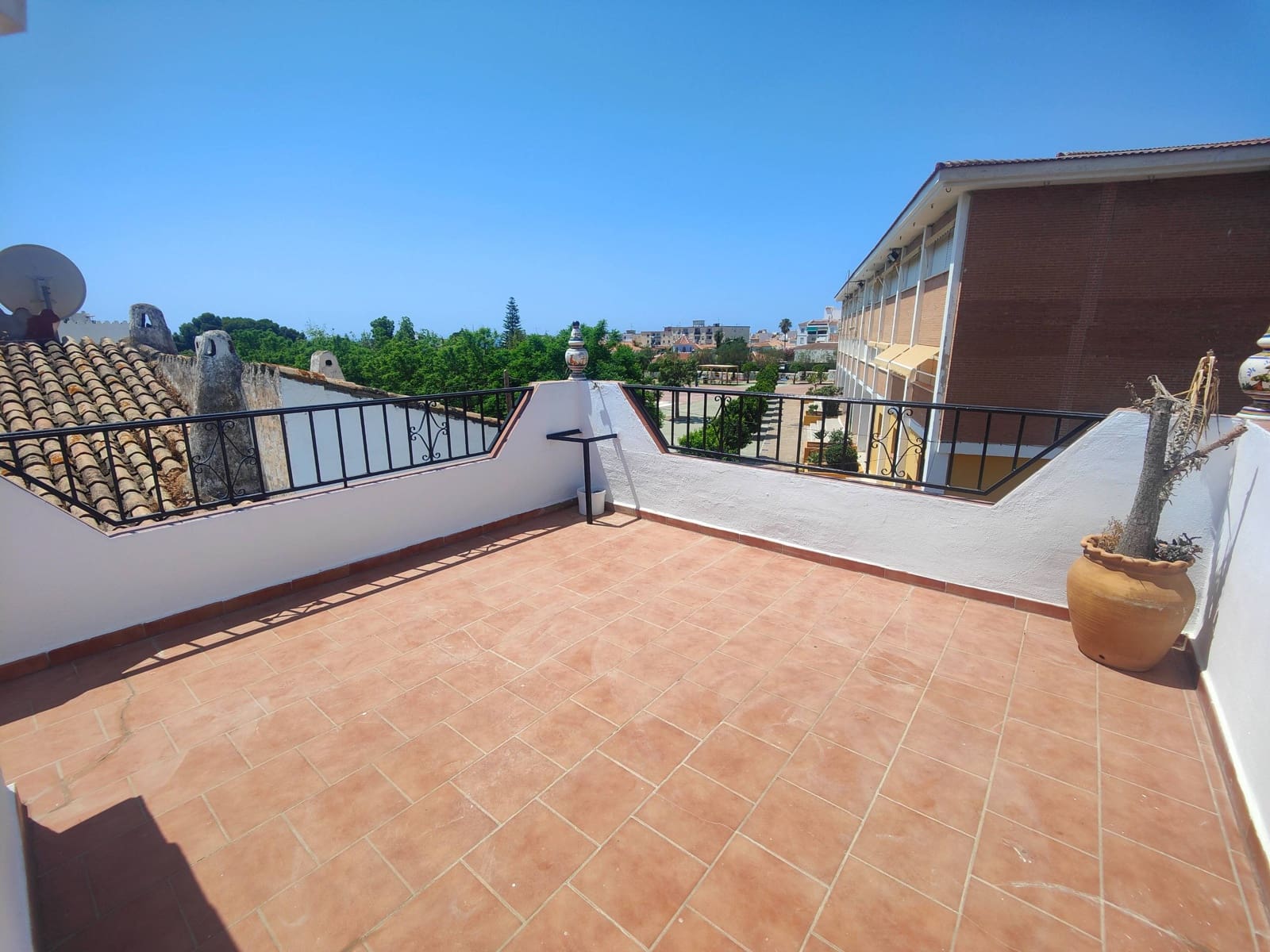 2 soveværelse Rækkehus til salg i Nerja med swimmingpool - € 340.000 (Ref: 9108572)