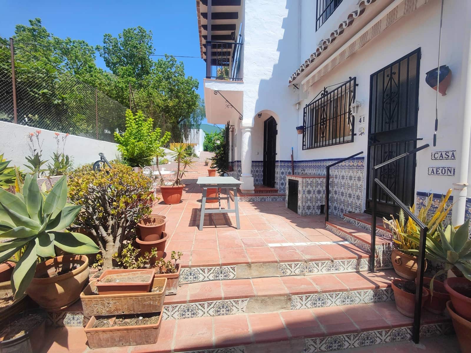 2 soveværelse Rækkehus til salg i Nerja med swimmingpool - € 340.000 (Ref: 9108572)