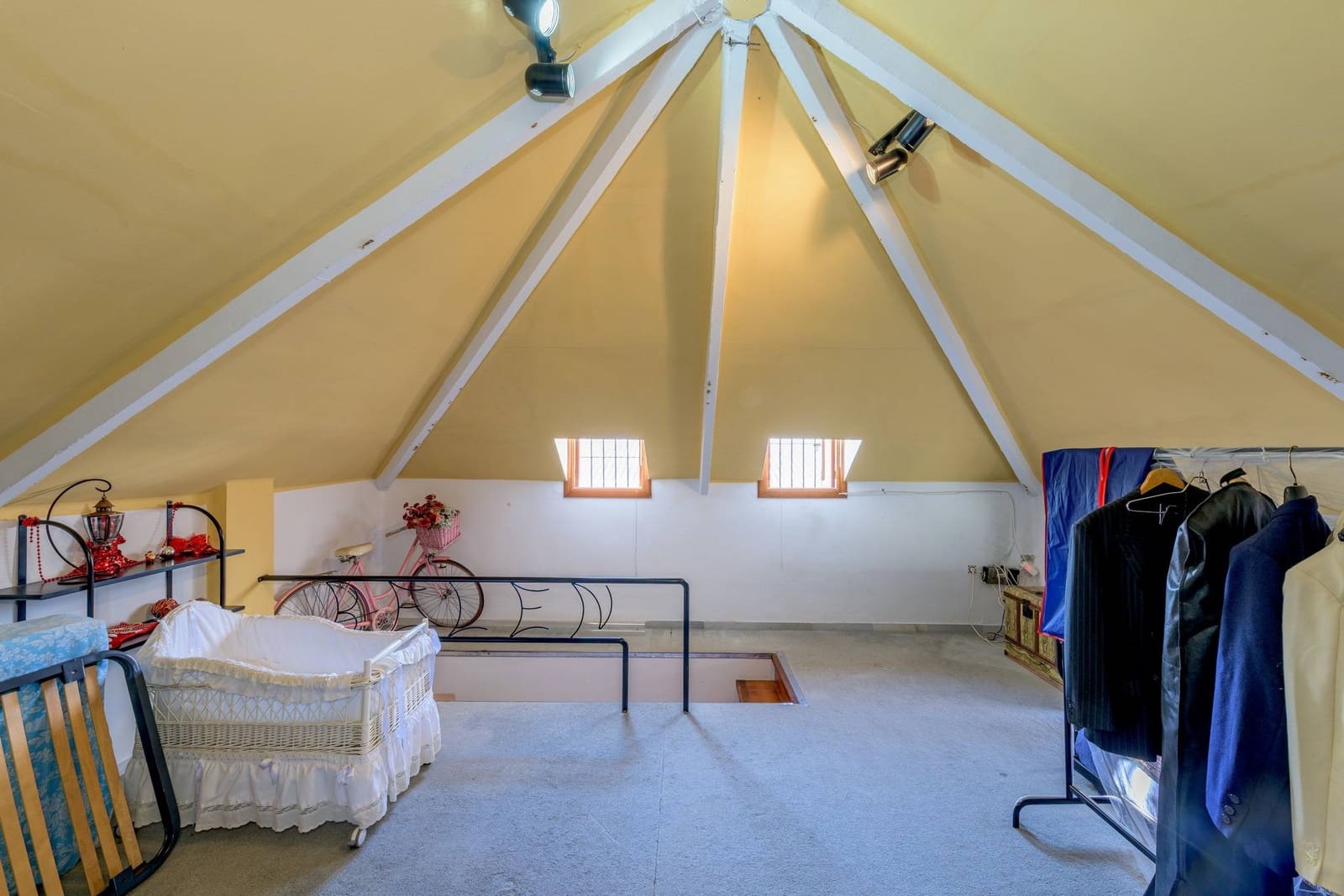 5 soverom Villa til salgs i Nerja med svømmebasseng garasje - € 3 000 000 (Ref: 9300989)