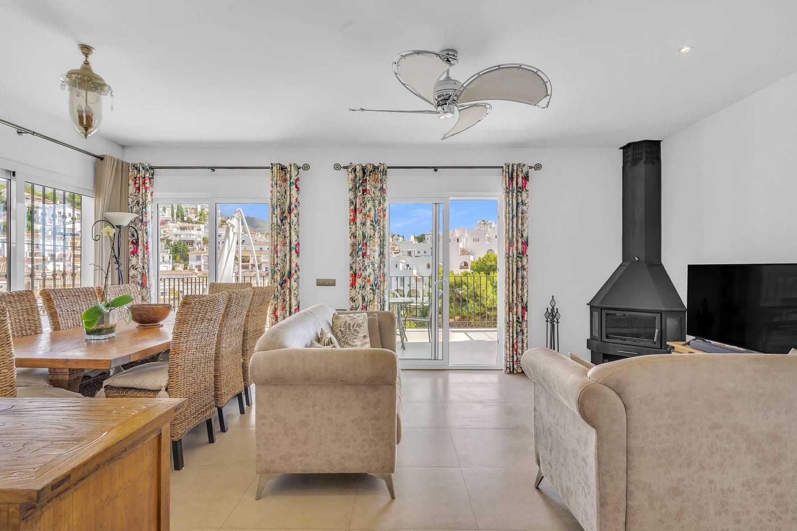 4 soverom Villa til salgs i Nerja - € 1 300 000 (Ref: 9373777)