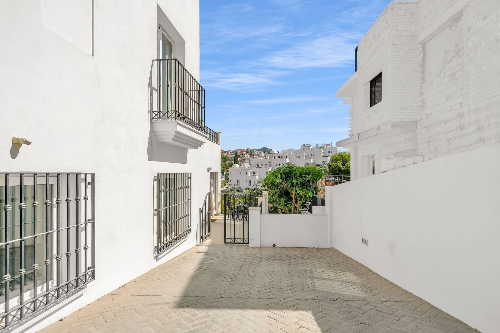 4 soverom Villa til salgs i Nerja - € 1 300 000 (Ref: 9373777)