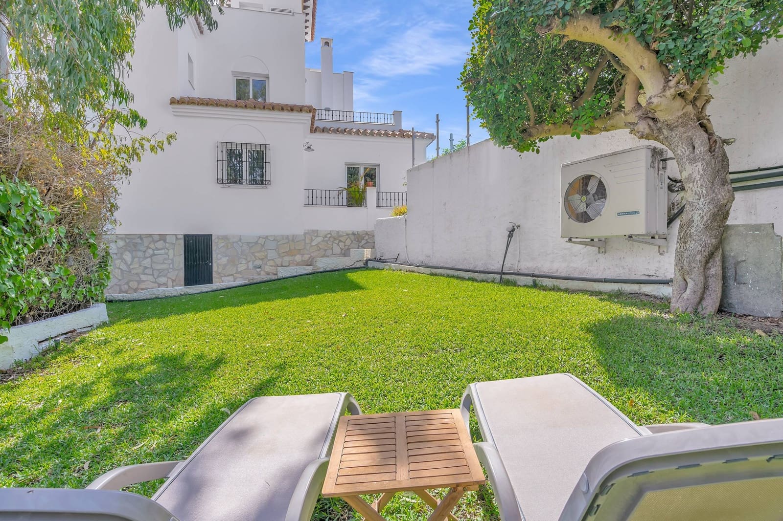 4 soverom Villa til salgs i Nerja - € 1 300 000 (Ref: 9373777)